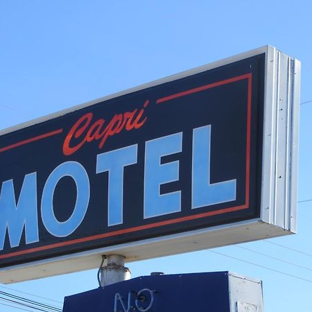 Capri Motel スコッツブラフ エクステリア 写真