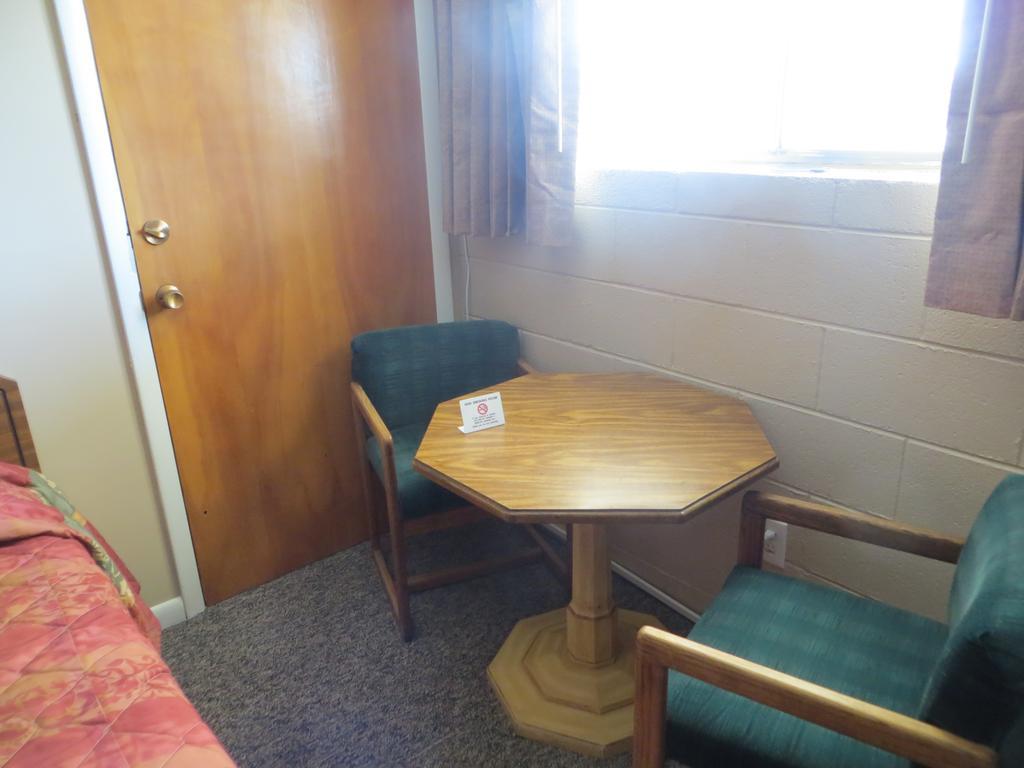 Capri Motel スコッツブラフ エクステリア 写真
